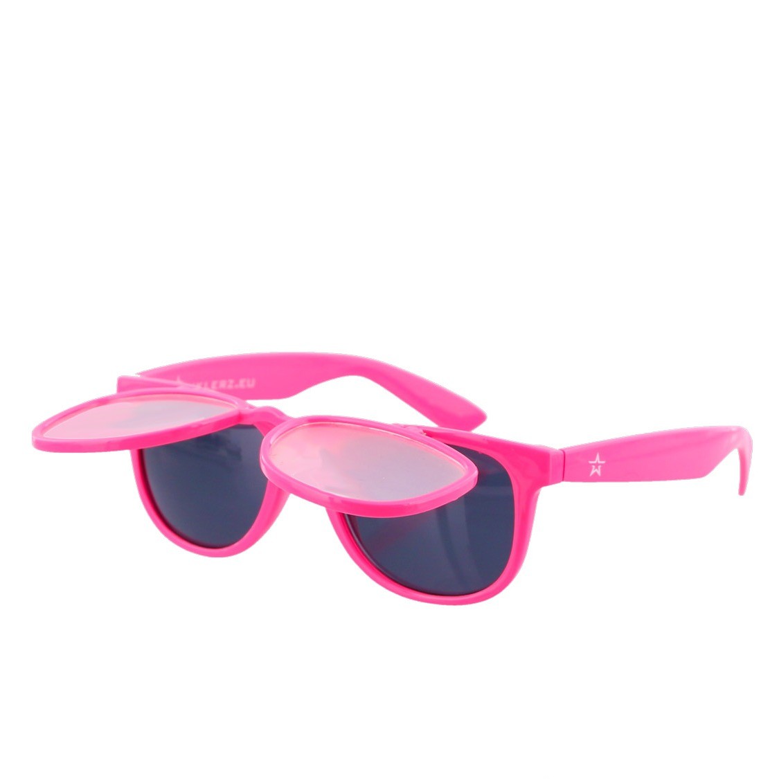 X-Eyes Sunglass Shop - New Gucci additions #neonpink Ph feat. our latest  Gucci collection colorways in oval shaped neon pink frames w/ pink mirrors  (TOP) and squared neon pink cat eyes w/